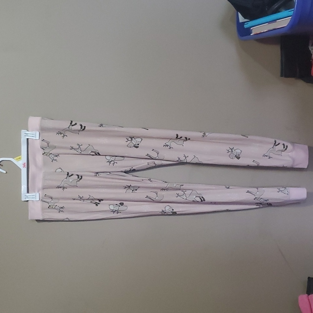 Cabin fever pants size large